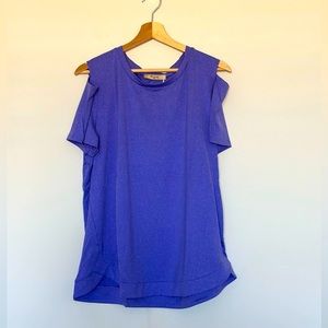 NWOT Women’s Cold Shoulder Top